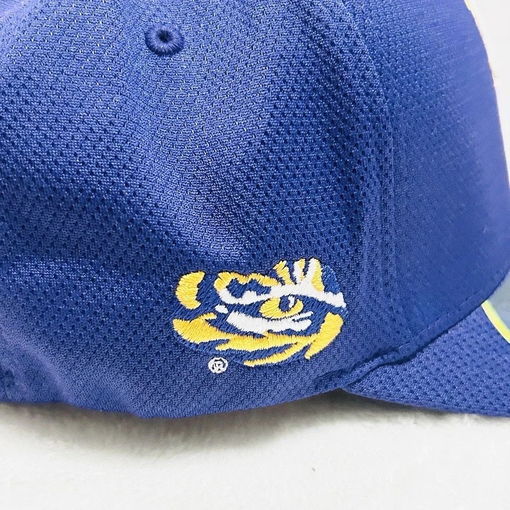 Top‎ of the World LSU Tigers Throwback Flex Stretch Hat Cap M/L Purple NCAA